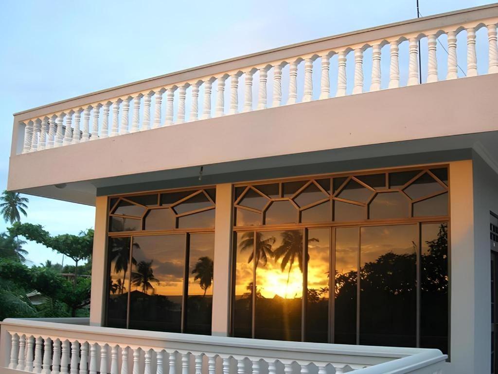 Sagarika Beach Hotel Moragalla Kültér fotó